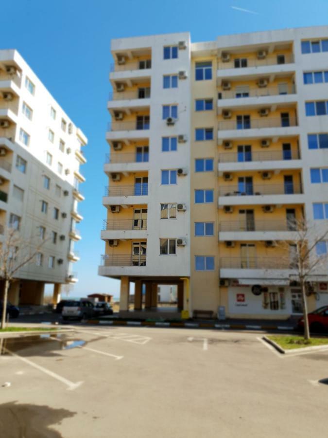 Seascape - Summerland Apartment Mamaia Bagian luar foto