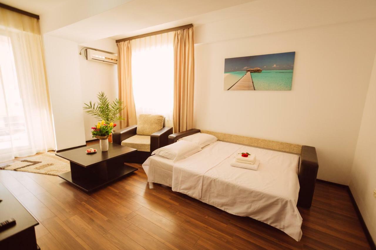 Seascape - Summerland Apartment Mamaia Bagian luar foto