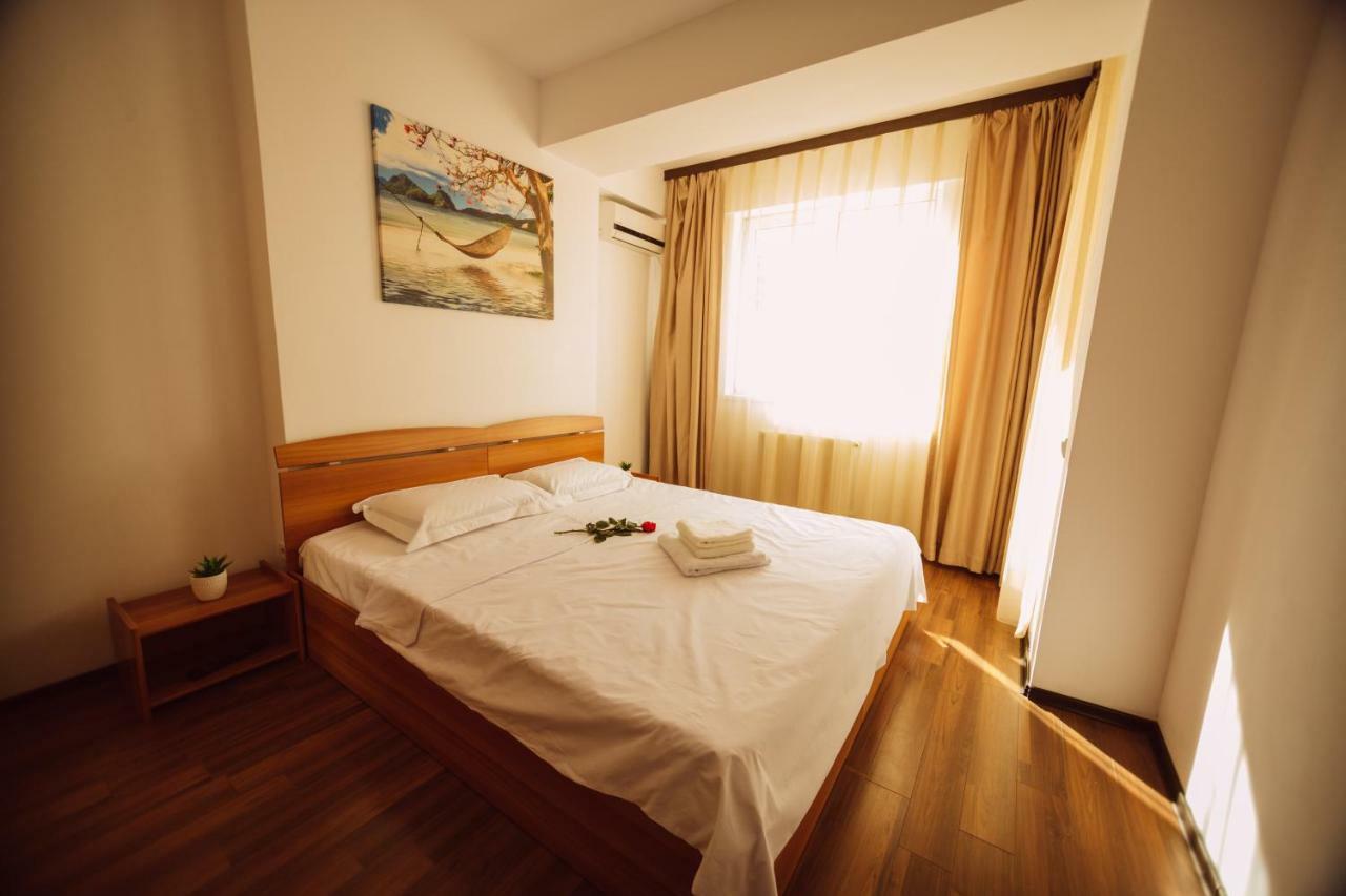 Seascape - Summerland Apartment Mamaia Bagian luar foto